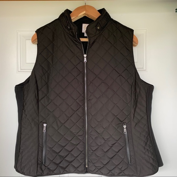 Westport Jackets & Blazers - Westport Black Quilted Zip Up Vest - Size 2X